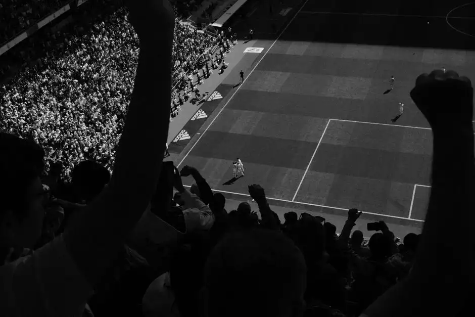 Beşiktaş’ın Marsilya galibiyetinde İlhan Fakılı ve Cerny konuştu