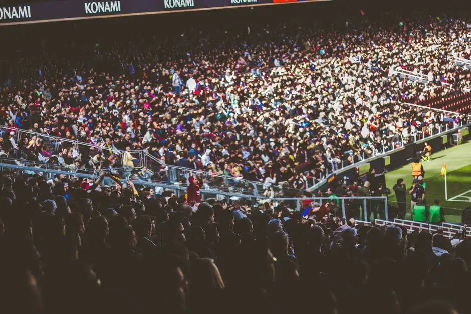 Trabzonspor tribünlerinden Uğurcan Çakır’a ıslıklı protesto